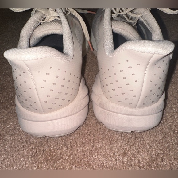 Brooks Women's Anthem 7 Running Shoes - Light Pink Athletic Shoes - Picture 5 of 8